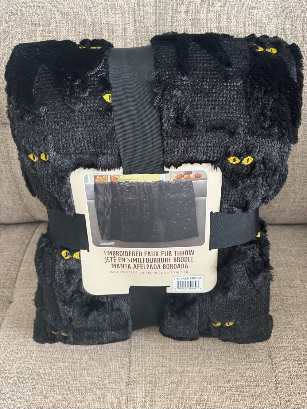 Viral Costco Black Cat Blanket